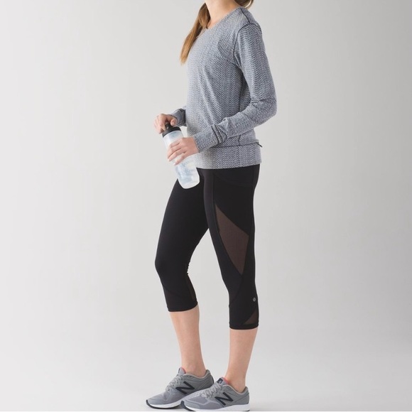 Lululemon Rush Hour long sleeve heather grey size 8 - Picture 3 of 10